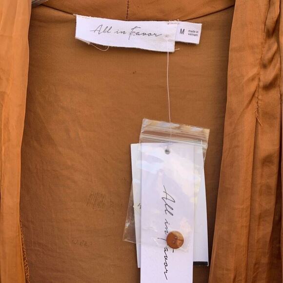 All In Favour Womens Faux Wrap Top Brown Long Sleeve V Neck M New - Picture 3 of 7